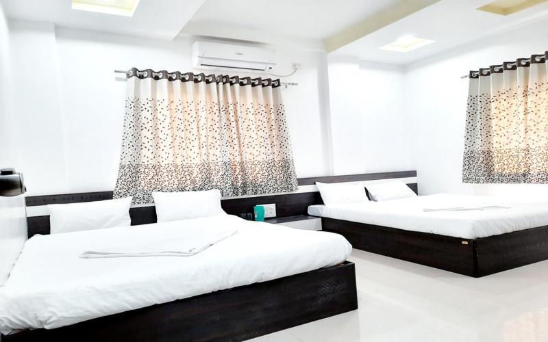 Hotel United House Shirdi Zewnętrze zdjęcie